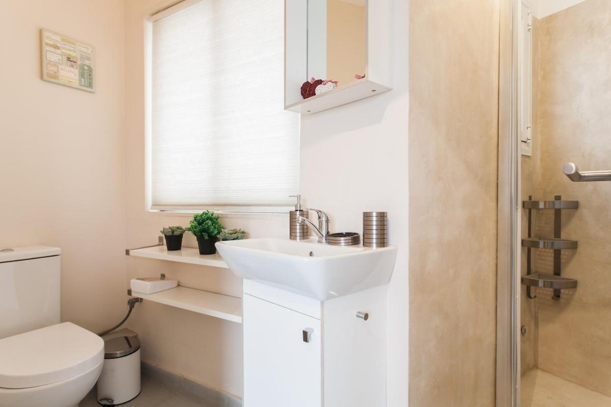 Lovely Apt W/Heated Jacuzzi &Full Acropolis View Atene Esterno foto