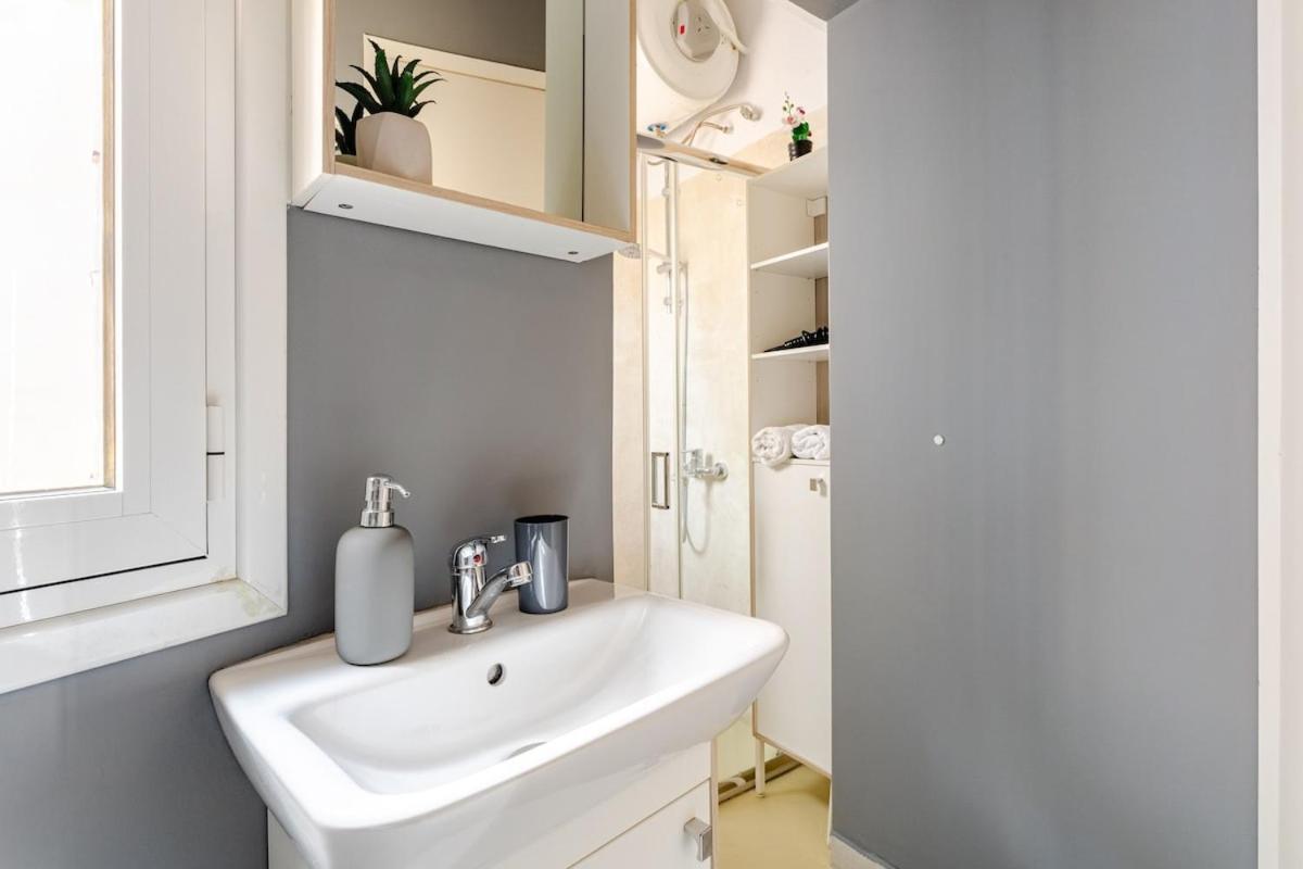 Lovely Apt W/Heated Jacuzzi &Full Acropolis View Atene Esterno foto