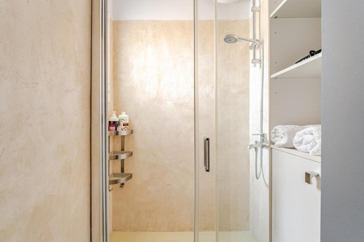 Lovely Apt W/Heated Jacuzzi &Full Acropolis View Atene Esterno foto