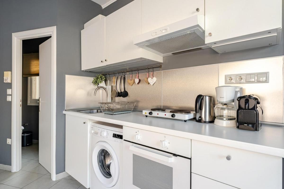 Lovely Apt W/Heated Jacuzzi &Full Acropolis View Atene Esterno foto